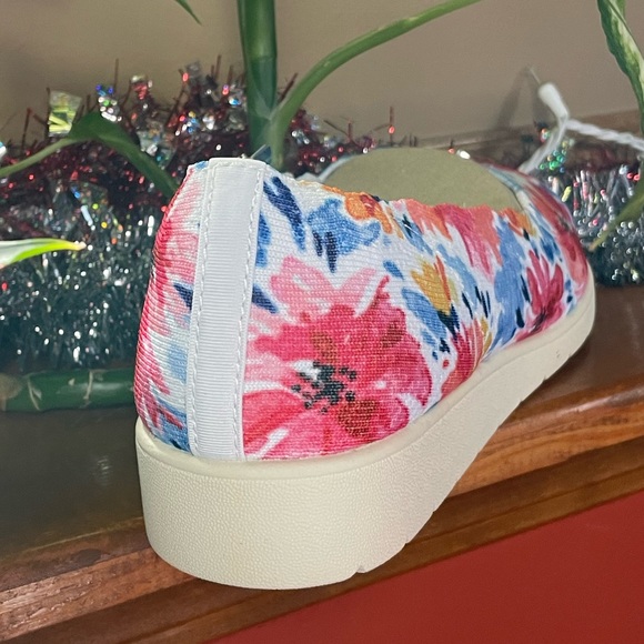 SKECHERS CLEO FLEX WEDGE. FLORESSENCE/PINK MULTI. SIZE 11 WIDE. - Picture 4 of 8